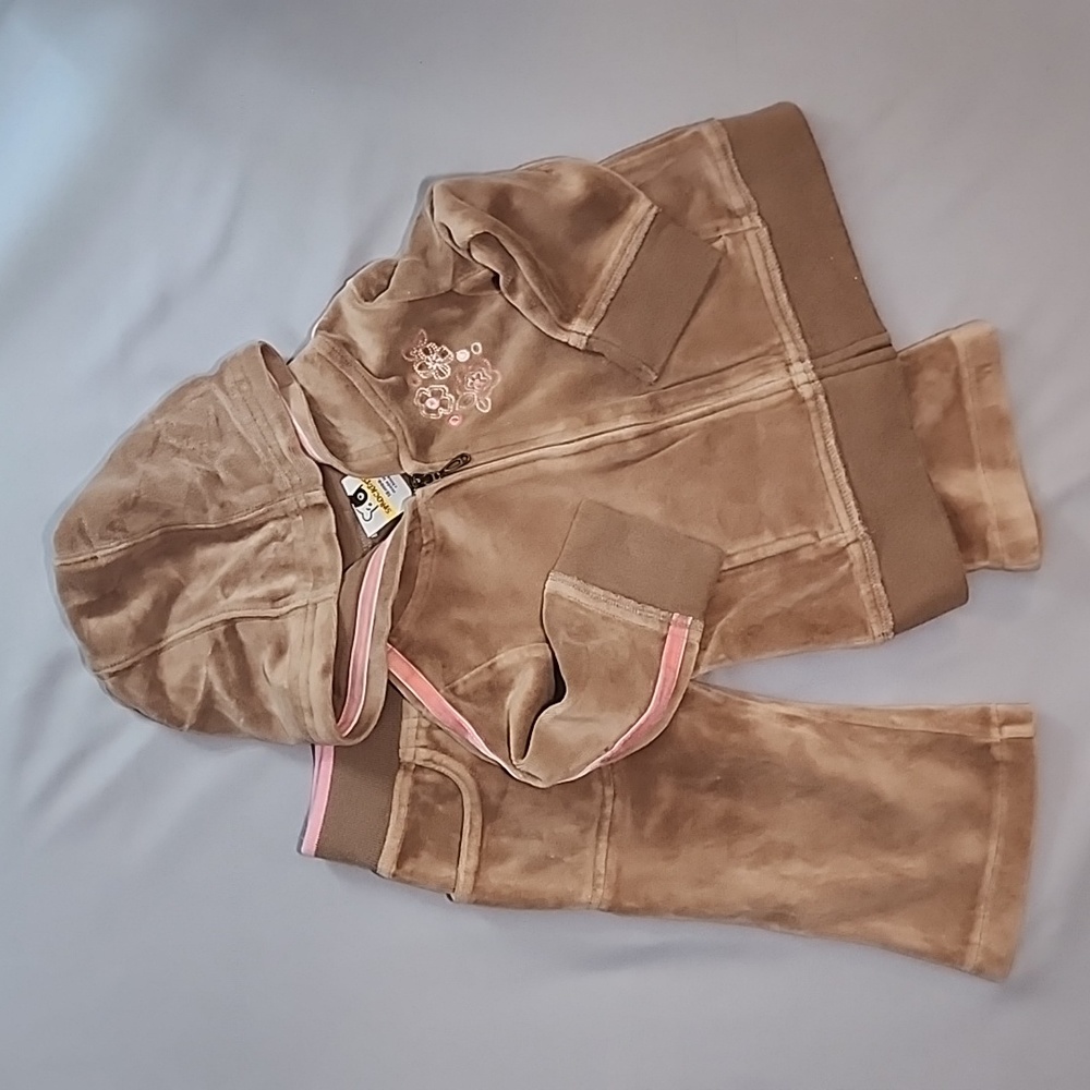 Sprockets brown and pink joggers set. Size: 18 months